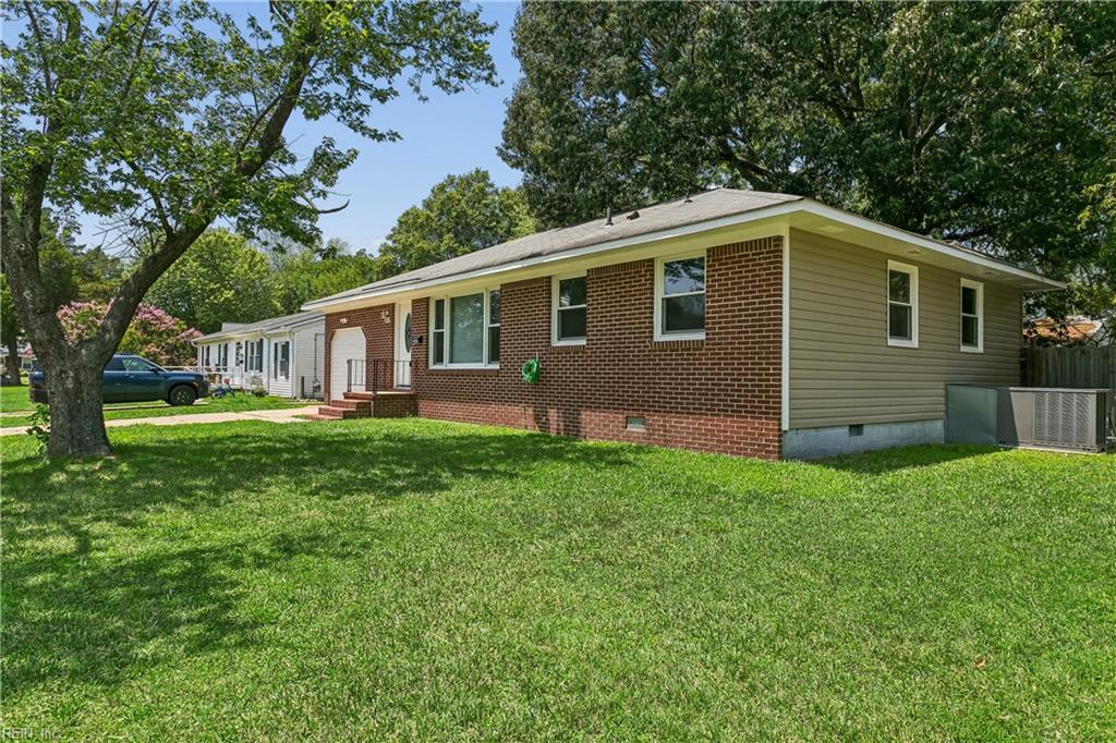 263 Exeter Road Newport News VA 23602