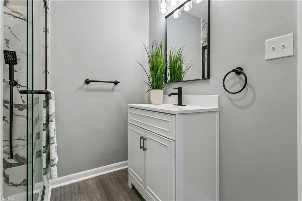 263 Exeter Road Newport News VA 23602