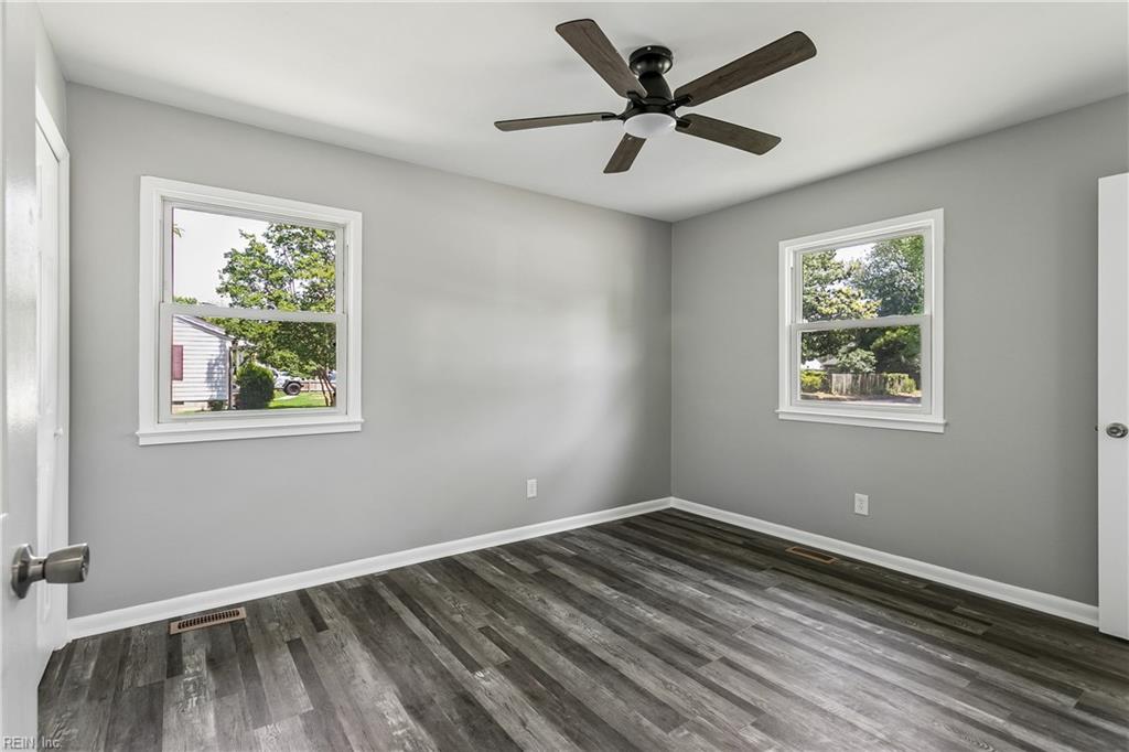263 Exeter Road Newport News VA 23602