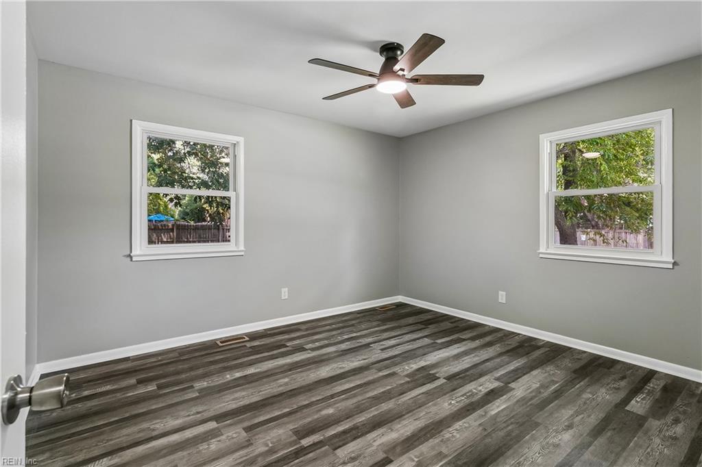 263 Exeter Road Newport News VA 23602