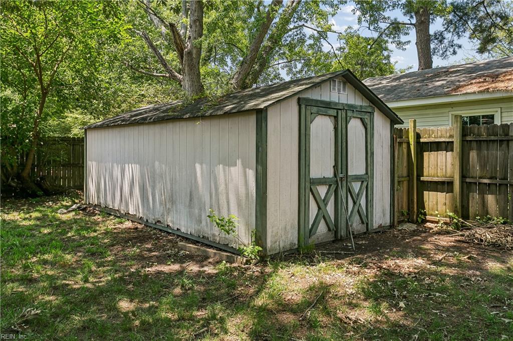 263 Exeter Road Newport News VA 23602