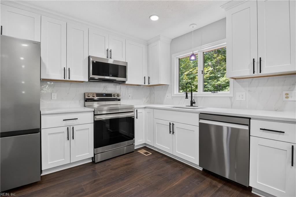 109 Barlows Run Williamsburg VA 23188