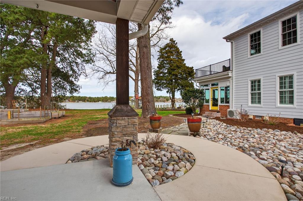 1809 Calthrop Neck Road Yorktown VA 23693