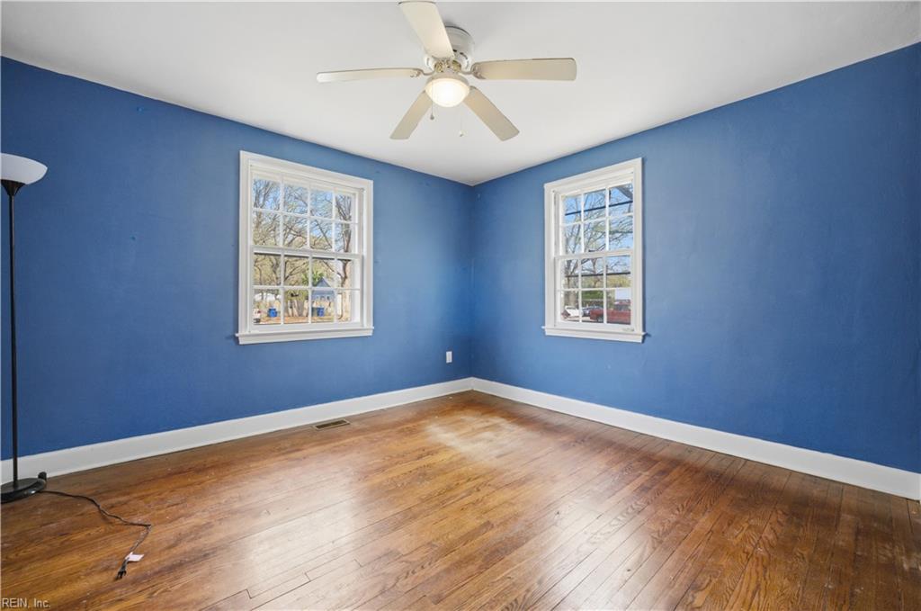 17 Green Oaks Road Newport News VA 23601