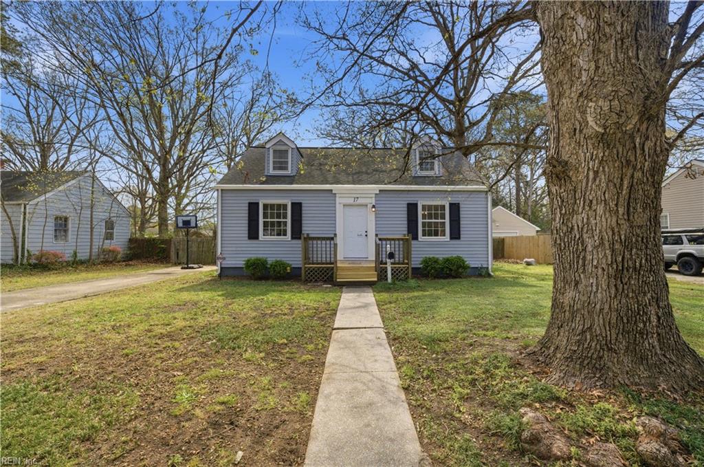 17 Green Oaks Road Newport News VA 23601