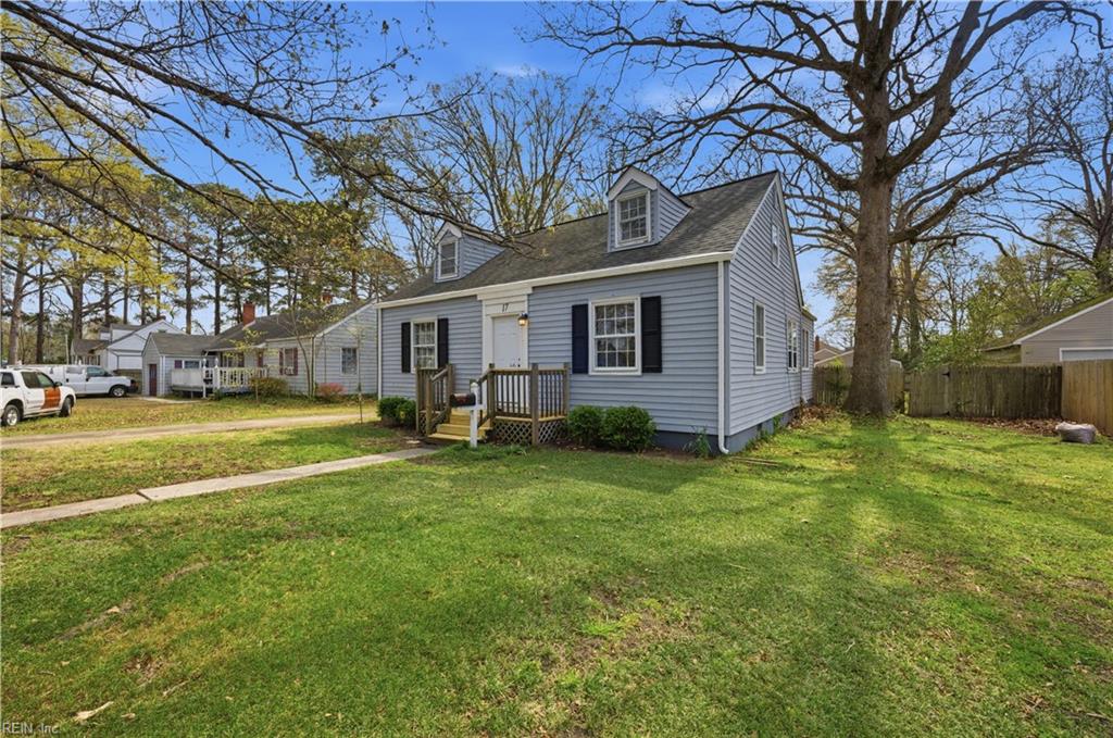 17 Green Oaks Road Newport News VA 23601