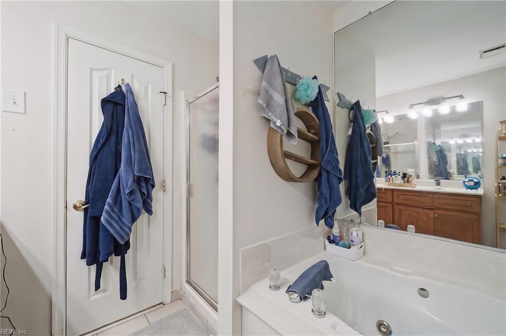 853 Yorkshire Lane Newport News VA 23608