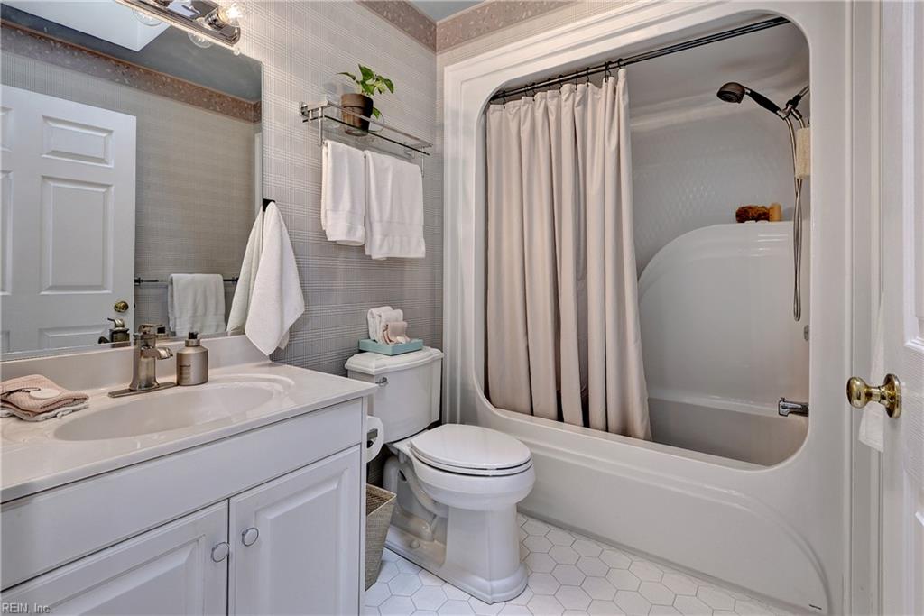 129 Great Glen Williamsburg VA 23188