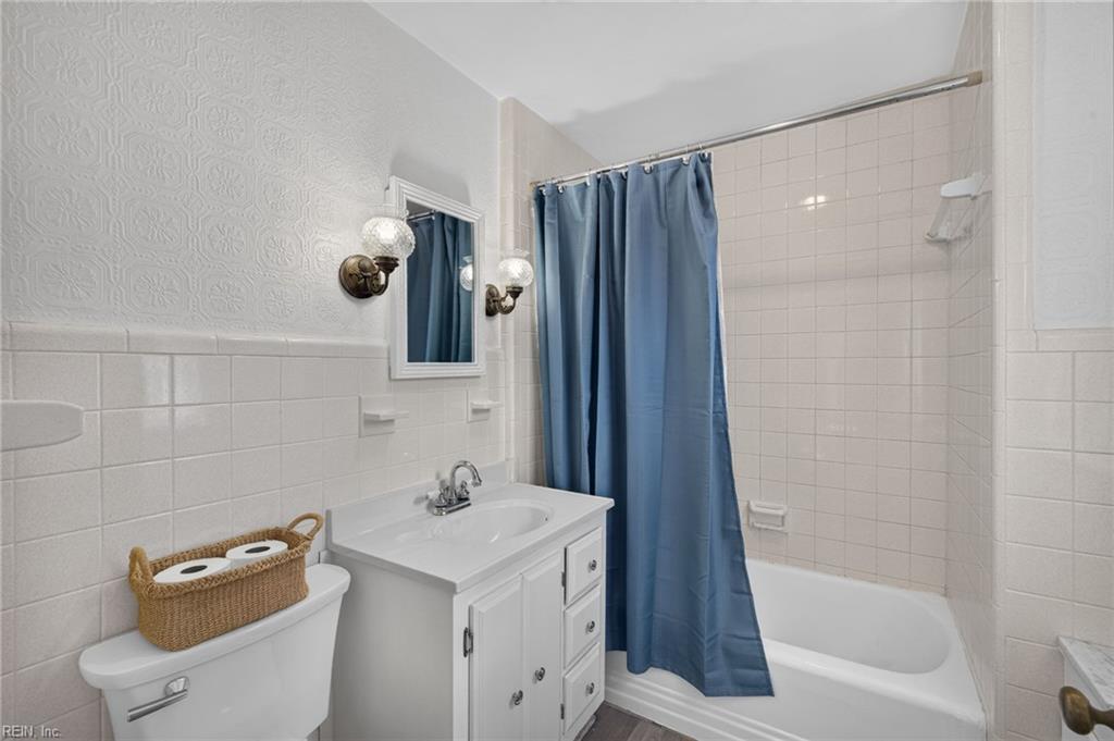 318 68th Street Newport News VA 23607