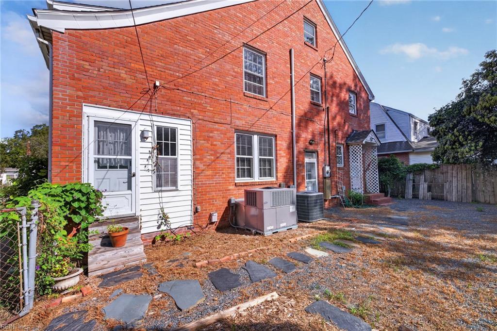318 68th Street Newport News VA 23607
