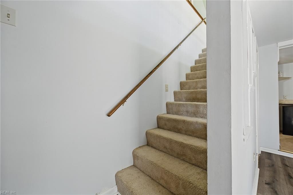 737 Leonard Lane Newport News VA 23601