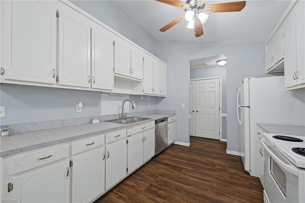 737 Leonard Lane Newport News VA 23601