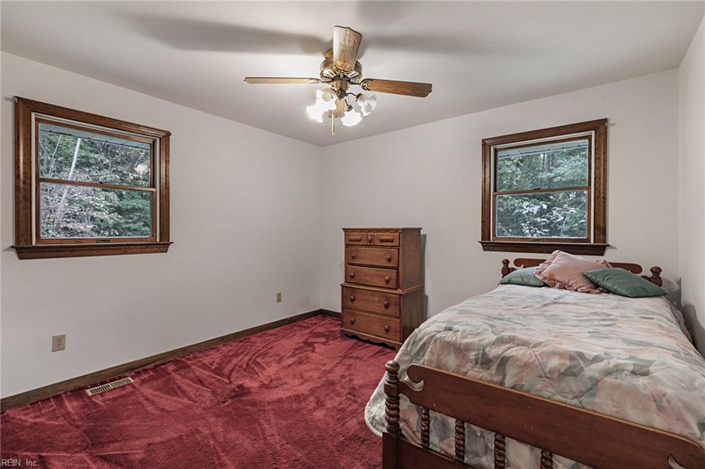 5935 Seldon Pond Road Gloucester VA 23061