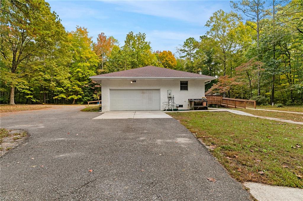 5935 Seldon Pond Road Gloucester VA 23061