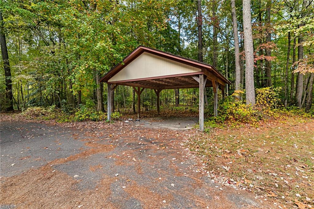 5935 Seldon Pond Road Gloucester VA 23061