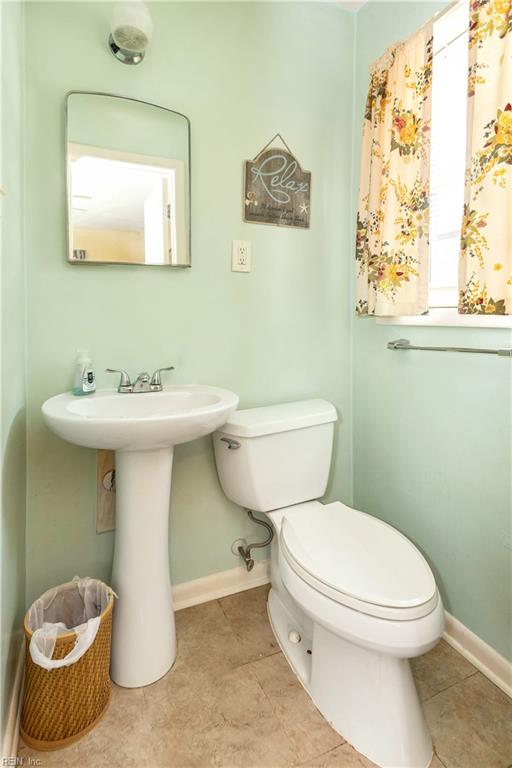 606 Beech Drive Newport News VA 23601