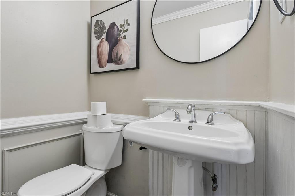 835 Ventnor Drive Newport News VA 23608