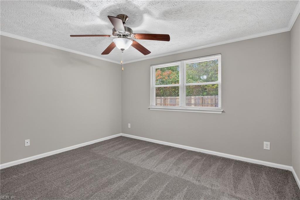 221 Anne Drive Newport News VA 23601