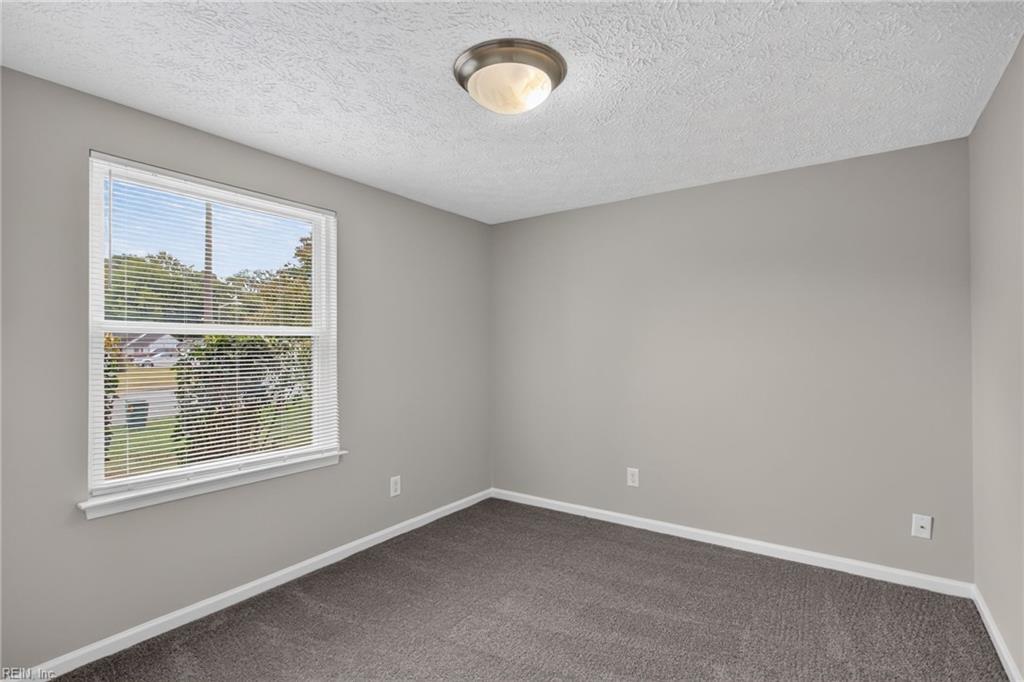 221 Anne Drive Newport News VA 23601