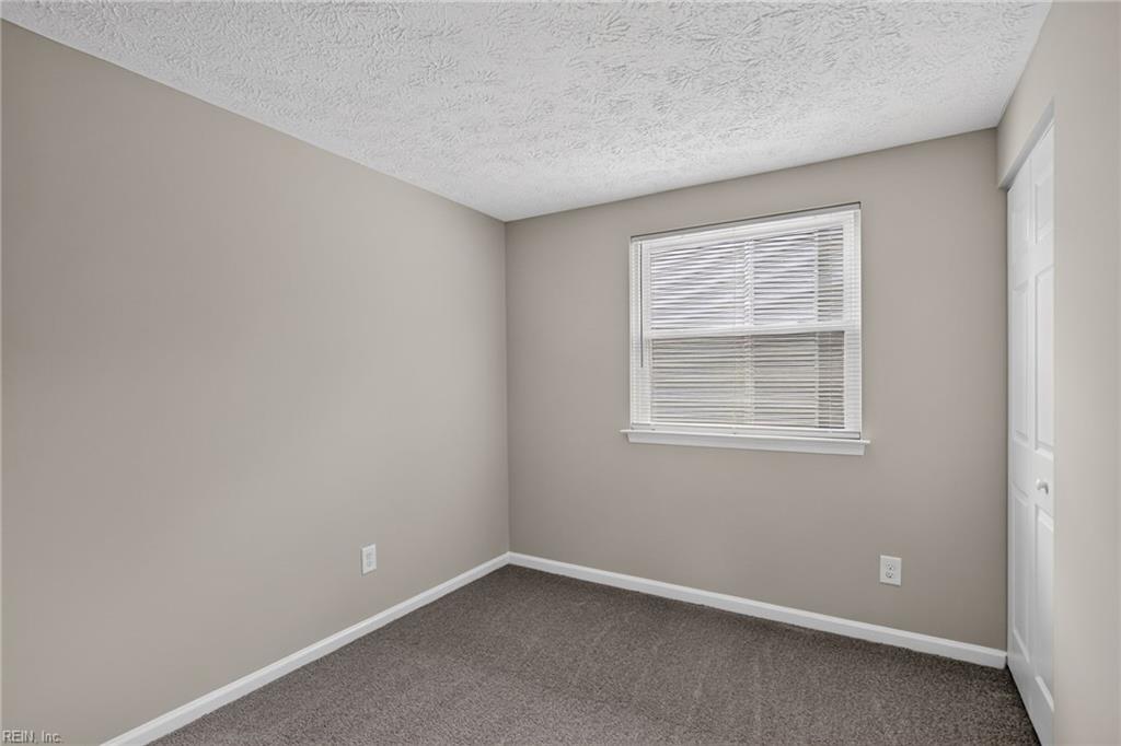 221 Anne Drive Newport News VA 23601