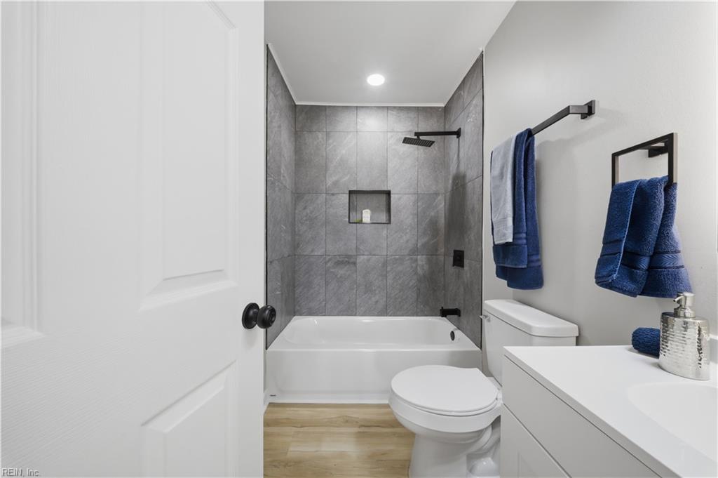 2128 Roanoke Avenue Newport News VA 23607