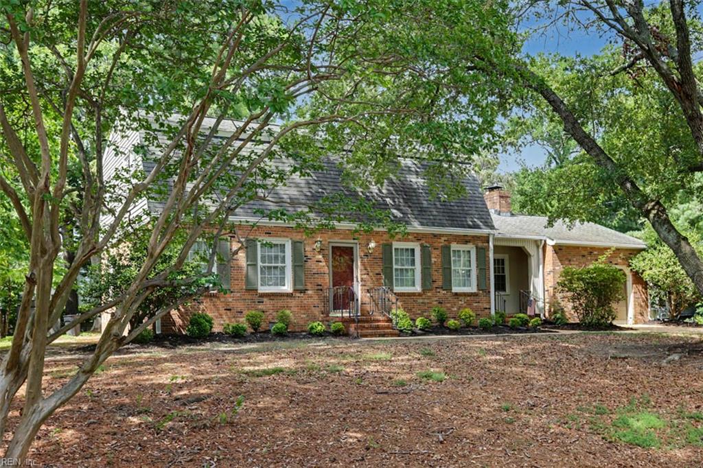 323 Williamsburg Court Newport News VA 23606