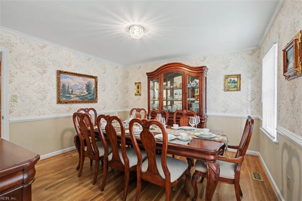 323 Williamsburg Court Newport News VA 23606