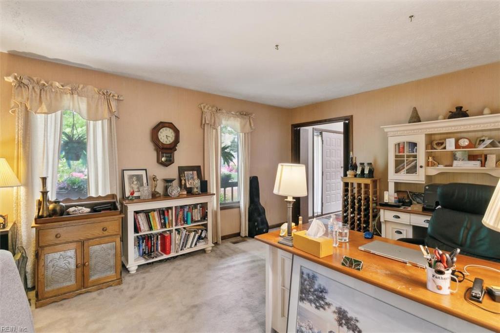 107 Brokenbridge Road Yorktown VA 23692