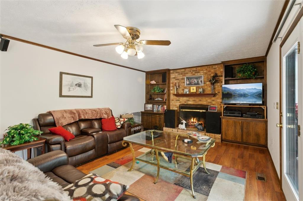 107 Brokenbridge Road Yorktown VA 23692