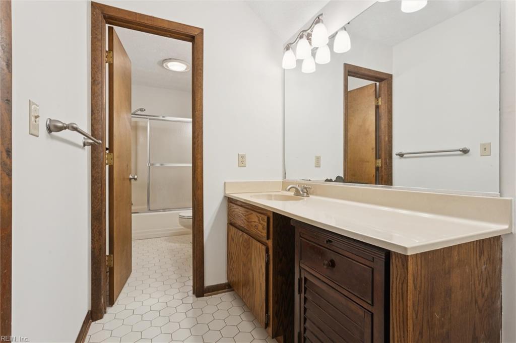 107 Brokenbridge Road Yorktown VA 23692