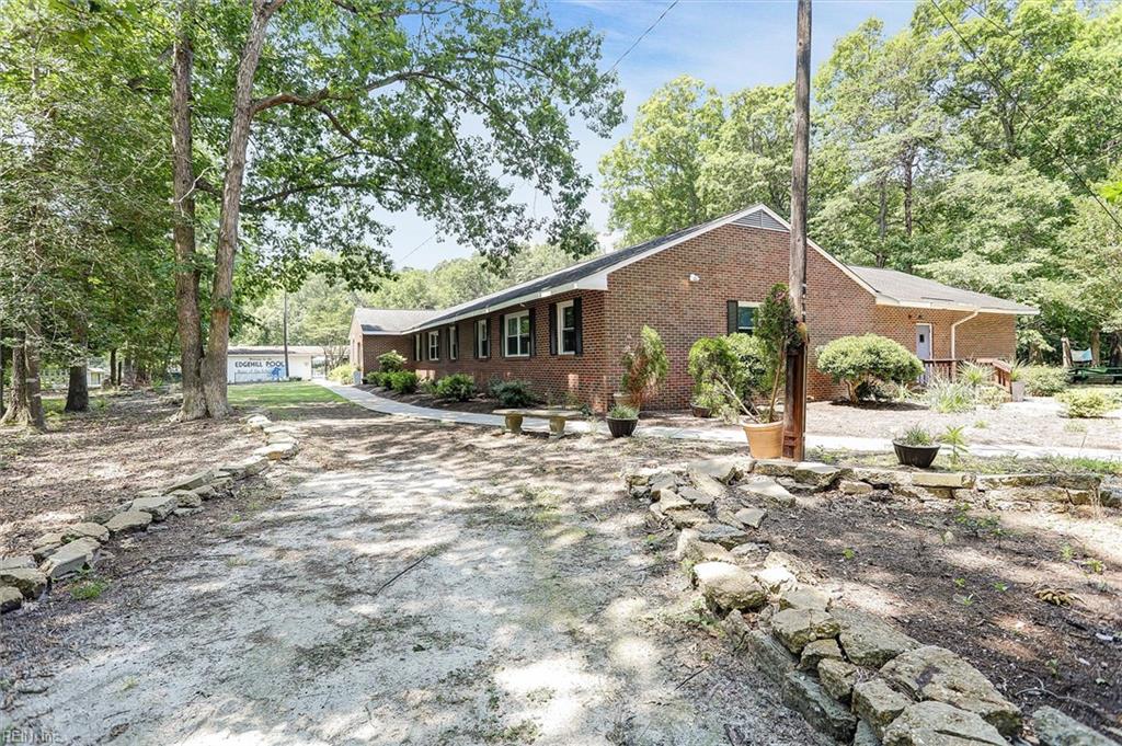 107 Brokenbridge Road Yorktown VA 23692