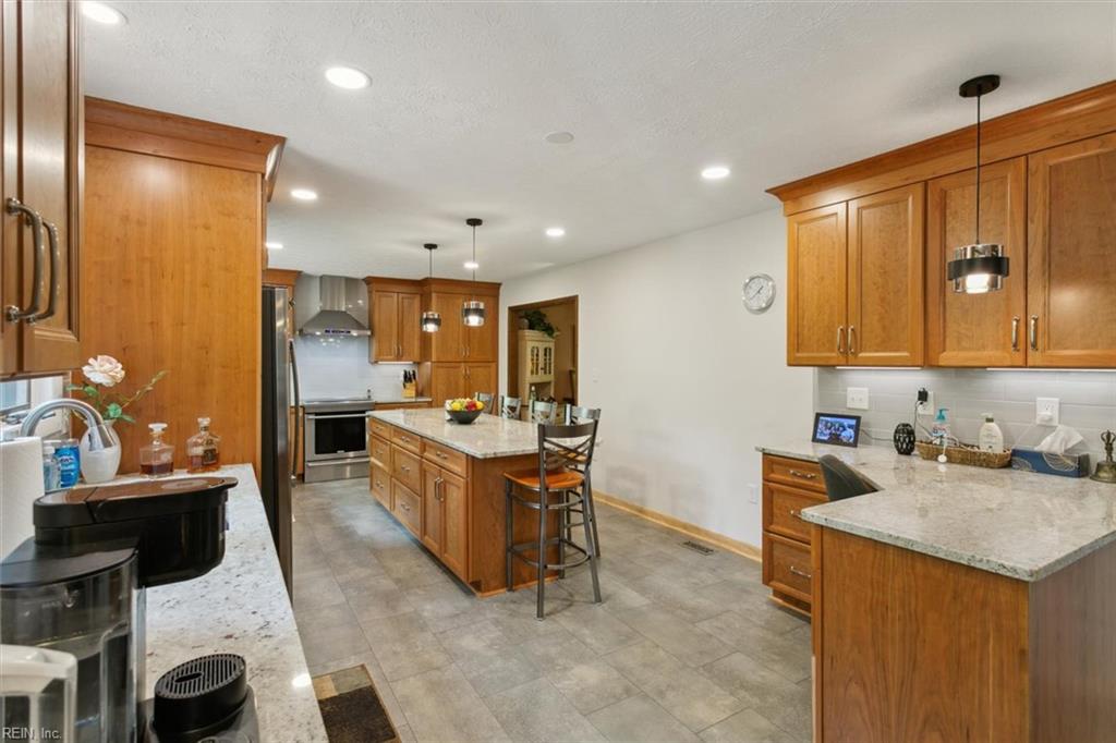 107 Brokenbridge Road Yorktown VA 23692