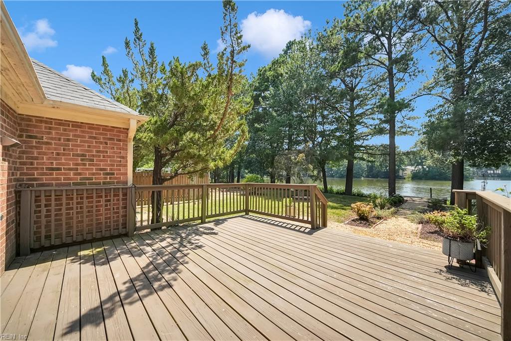117 Wind Forest Lane Yorktown VA 23692