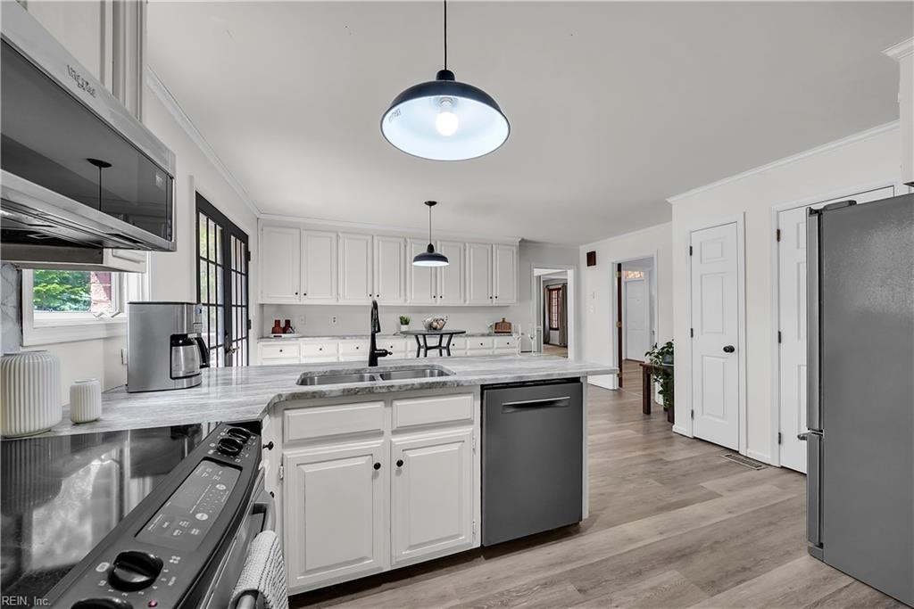 117 Wind Forest Lane Yorktown VA 23692