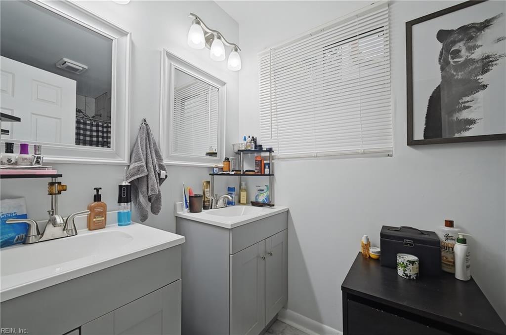 323 Pine Avenue Newport News VA 23607