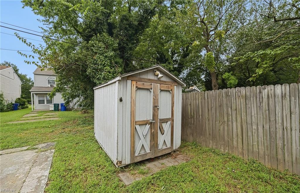 323 Pine Avenue Newport News VA 23607