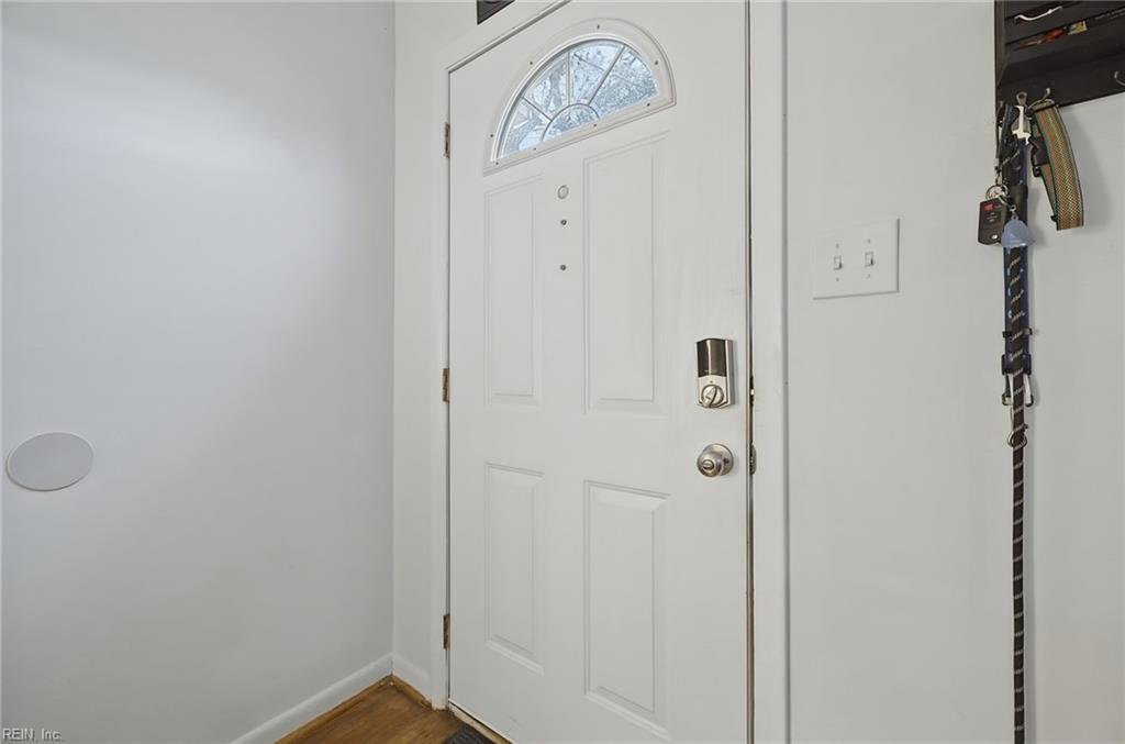 323 Pine Avenue Newport News VA 23607