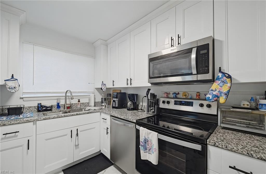 323 Pine Avenue Newport News VA 23607