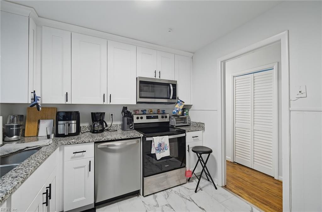 323 Pine Avenue Newport News VA 23607