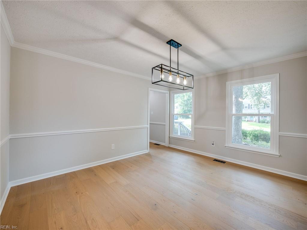 101 Middlewood Lane Yorktown VA 23692