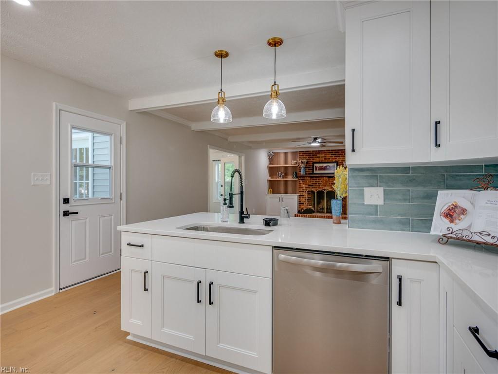 101 Middlewood Lane Yorktown VA 23692