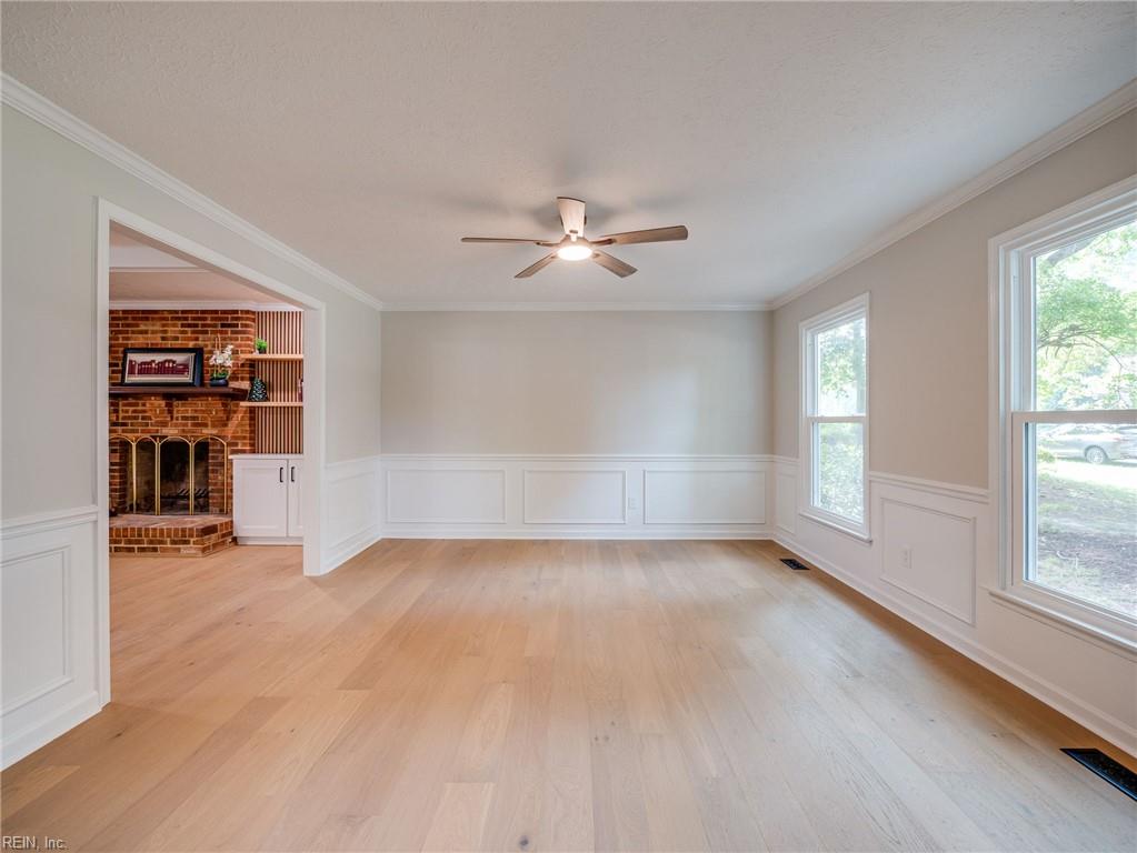101 Middlewood Lane Yorktown VA 23692
