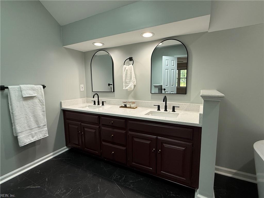 129 Stone Lake Court Yorktown VA 23693