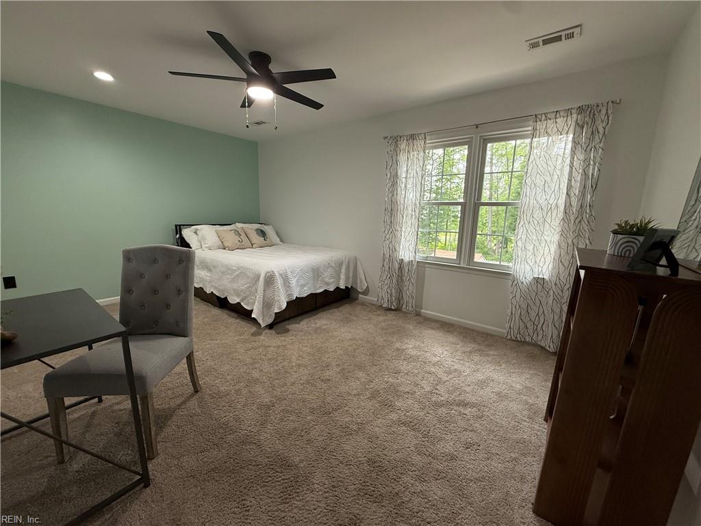 129 Stone Lake Court Yorktown VA 23693