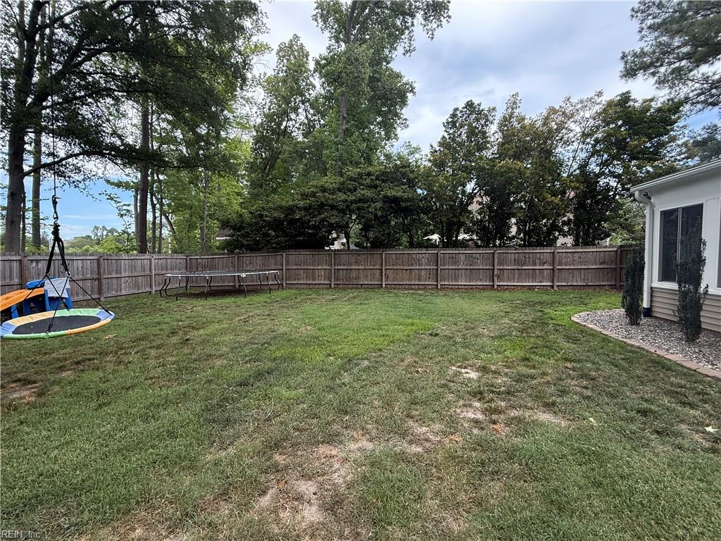 129 Stone Lake Court Yorktown VA 23693