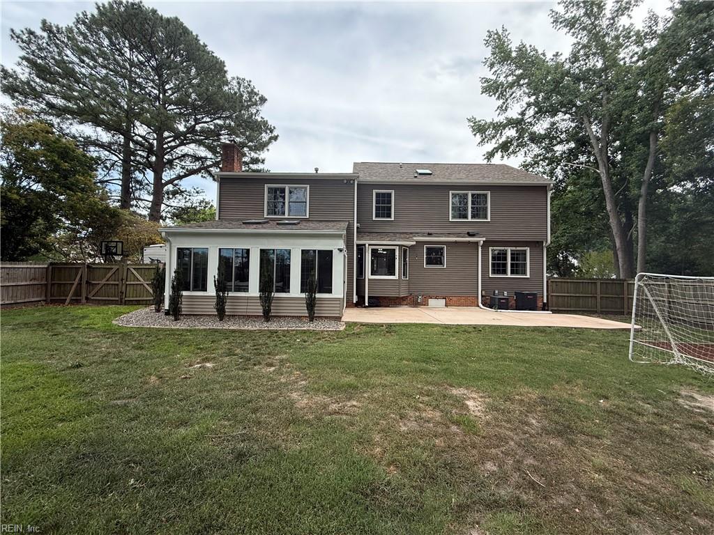 129 Stone Lake Court Yorktown VA 23693