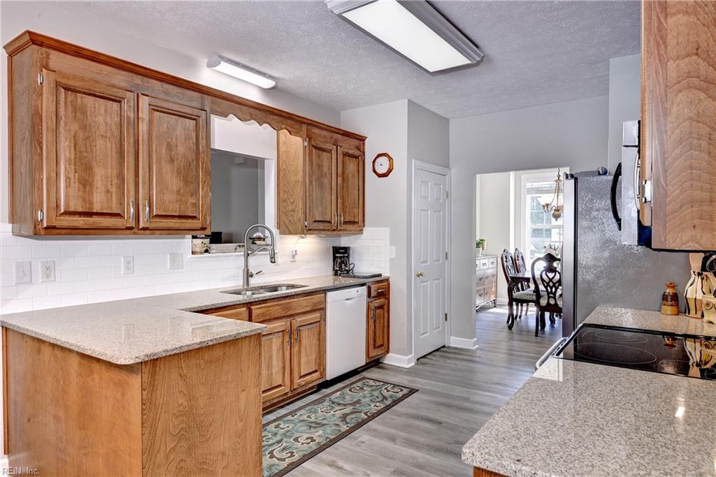305 Minnie Circle Newport News VA 23608