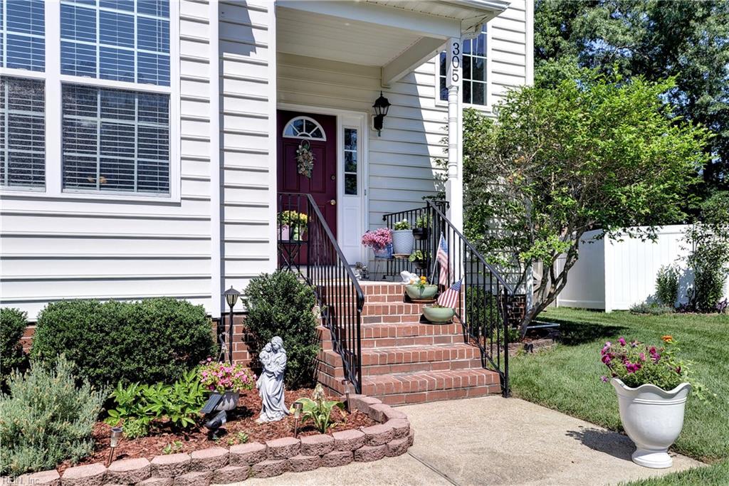 305 Minnie Circle Newport News VA 23608