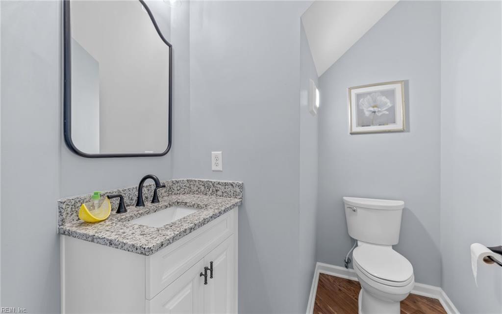 205 Clayton Drive Yorktown VA 23693