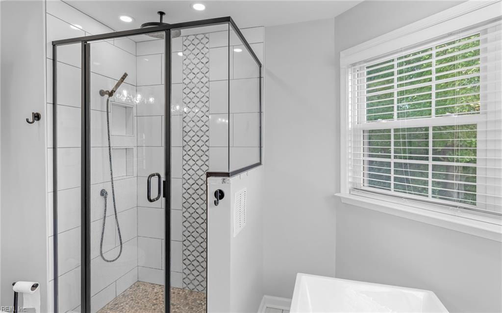 205 Clayton Drive Yorktown VA 23693